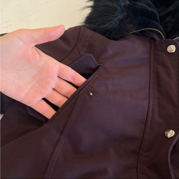 Bebe Woman’s Winter Coat  (M) - Picture 11 of 12